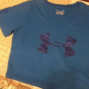 Blue fitted under armour tshirt